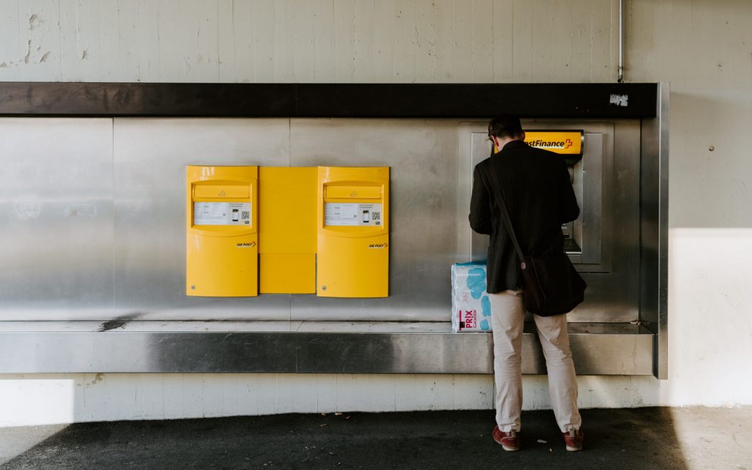 Question à la Ministre De Sutter sur la suppression de machines selfbanking et la stratégie de proximité de Bpost
